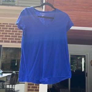 Lily used in good condition shirt size 4